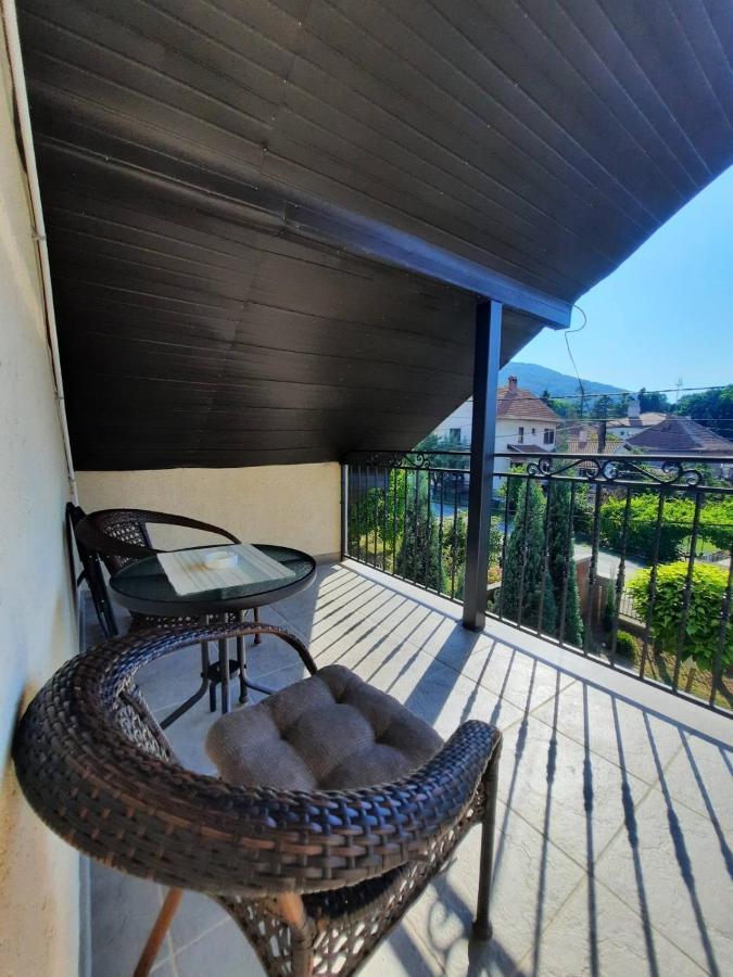 Galerija Park 1 Apartman Arandjelovac Kültér fotó